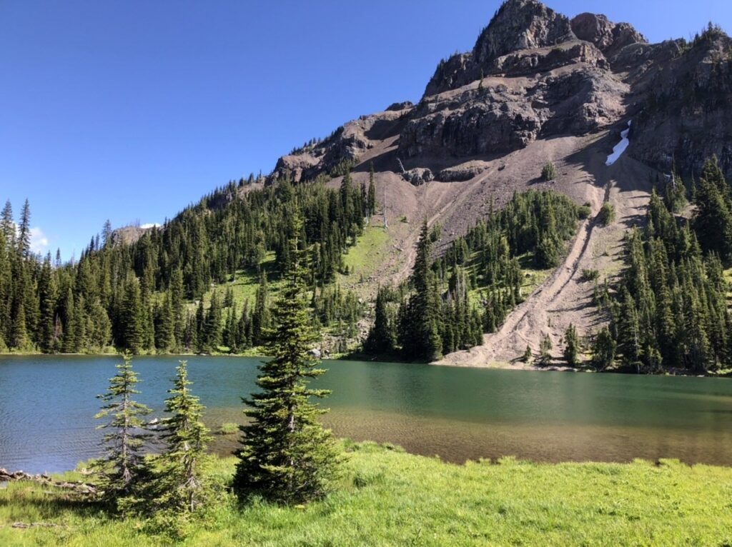 Basin Lake Crystal Mt.